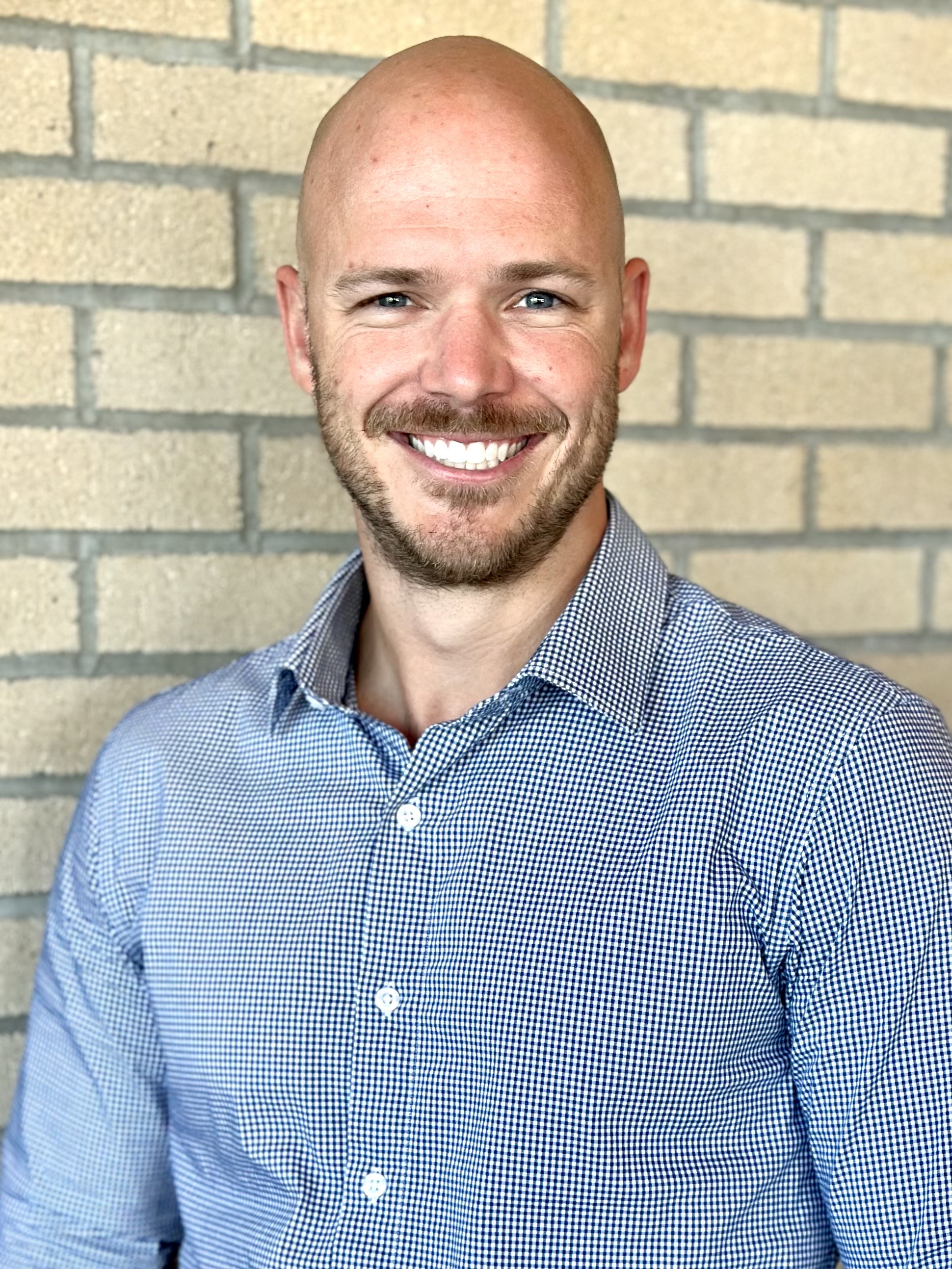 Dr. Mark A. Runyan, DDS